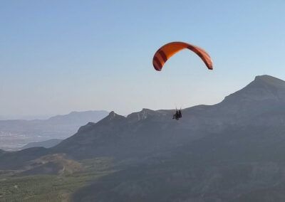 Parapente en Alicante: Vistas a la Sierra del Cid